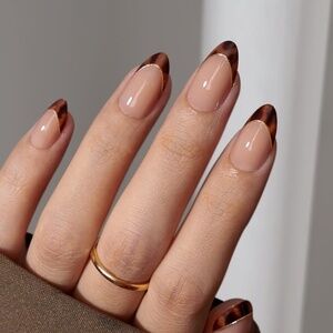 💅   Tortoise Shell Press-On Nails – Almond Shape (Short Length, Soft Gel) – NEW